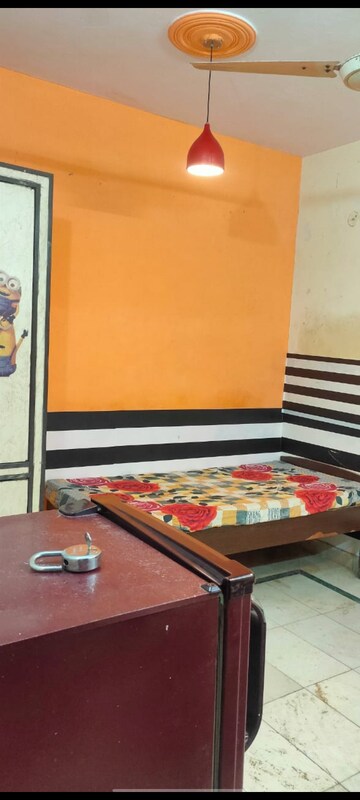 Bedroom in 2 BHK Builder Floor at DLF Pink Town House, Dlf City Phase 3 – for Rent