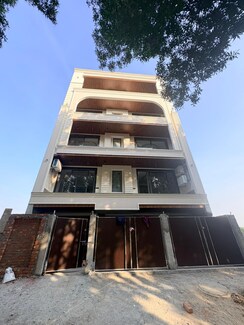 4 BHK Builder Floor For Sale in Puri Aman Vilas