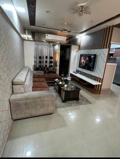 1.5 BHK + Extra Room Apartment For Sale in Krishna Geeta