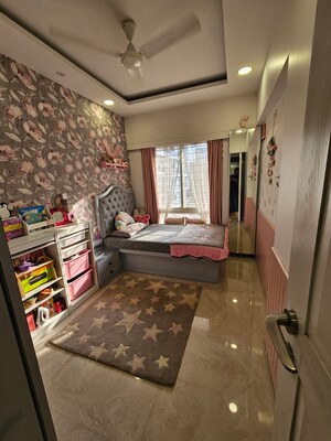 Bedroom in 2 BHK Apartment at Arihant Tower Vakola, Santacruz East – for Rent