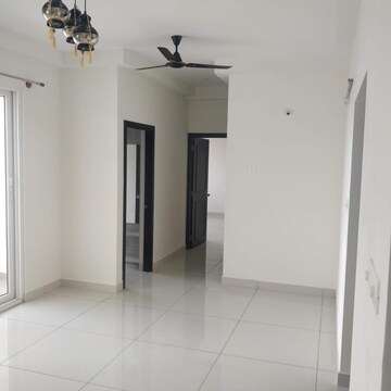 Room in 3 BHK Apartment at Prestige Lakeside Habitat, Varthur – for Rent