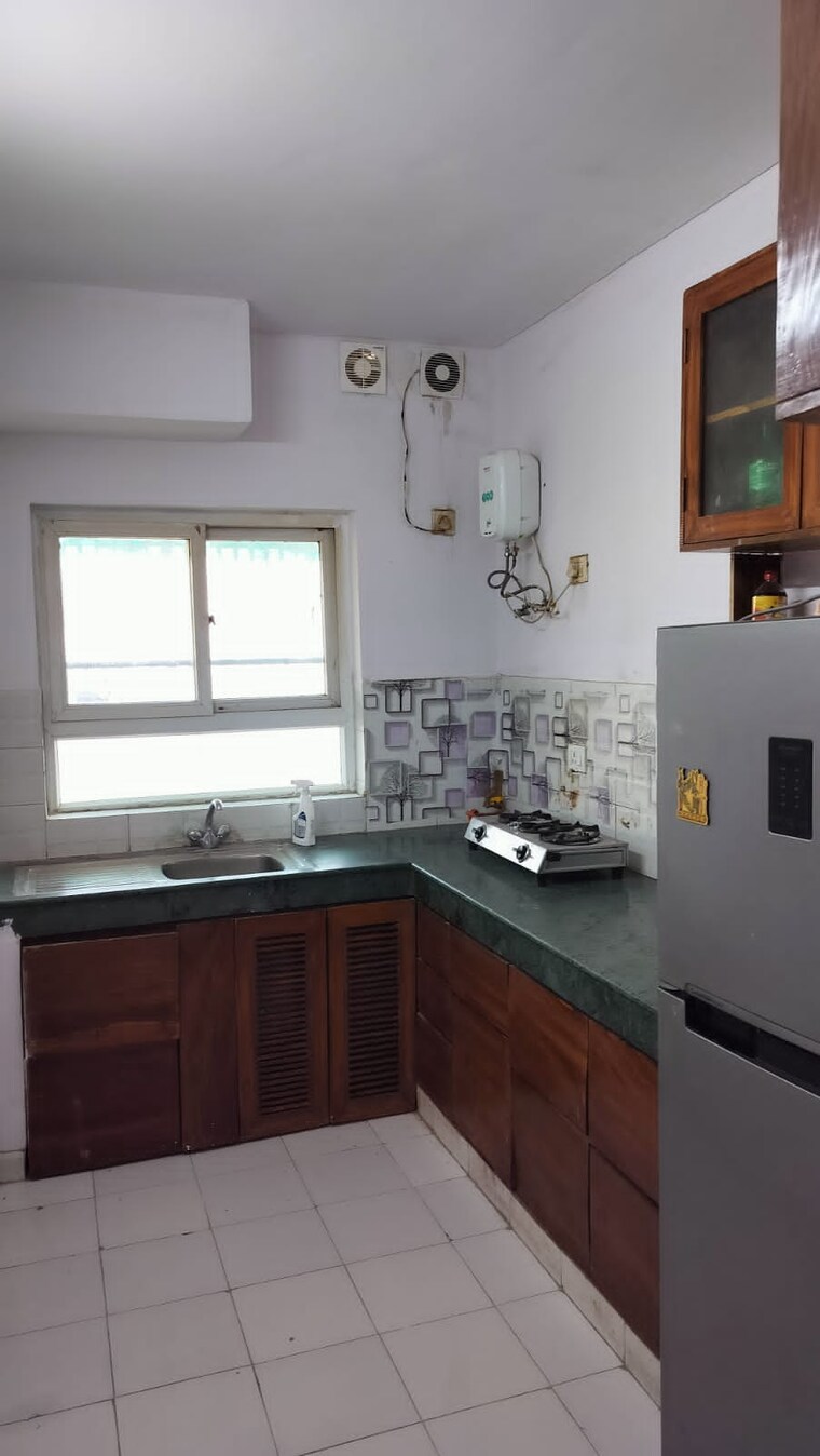 Kitchen, puri-vip-floors 3 Bedroom 2700 Sq.Ft. Apartment In Sector 81 Faridabad 9662923