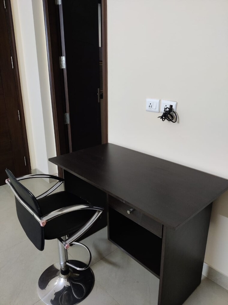 Master Bedroom, mvl-ipark 2 Bedroom 100 Sq.Yd. Builder Floor In Sector 15 Gurgaon 9662896