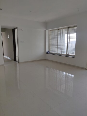 Room in 2 BHK Apartment at Purva Aspire, Bavdhan – for Sale