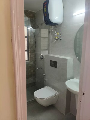 Master Bedroom in 2.5 BHK Apartment at DLF The Princeton Estate, Dlf Phase V – for Rent