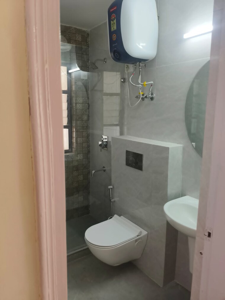 Master Bedroom, dlf-the-princeton-estate 2.5 Bedroom 1153 Sq.Ft. Apartment In Dlf Phase V Gurgaon 9662911