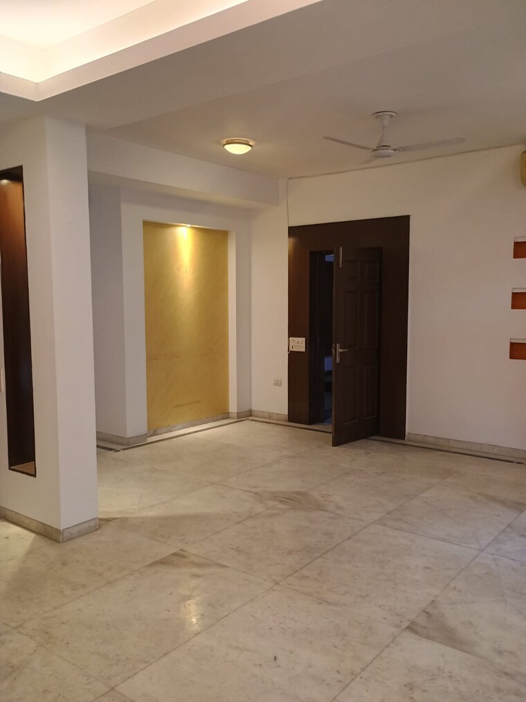 Room, unitech-nirvana-country-cedar-crest 3 Bedroom 1700 Sq.Ft. Villa In Sector 50 Gurgaon 9662866