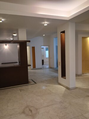 Room in 3 BHK Villa at Unitech Nirvana Country Cedar Crest, Sector 50 – for Rent