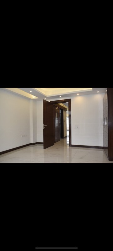 2 BHK Builder Floor For Rent in Relaxo Apartment, Sector 46