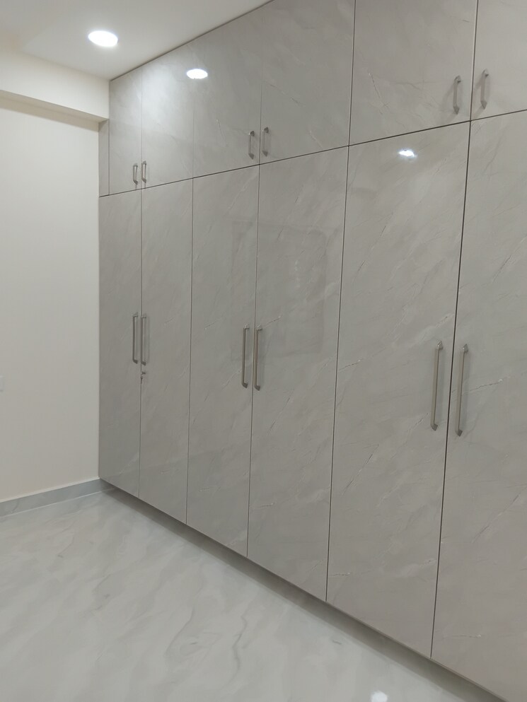 Bathroom, manikonda 3 Bedroom 2000 Sq.Ft. Apartment In Manikonda Hyderabad 9662942