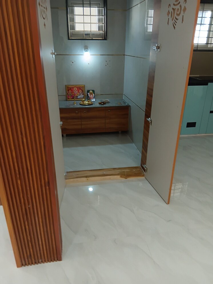 Room, manikonda 3 Bedroom 2000 Sq.Ft. Apartment In Manikonda Hyderabad 9662942