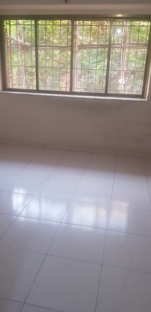 Room in 1 BHK Apartment at Gemstar Nestle Apartments, Malad West – for Rent