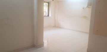 Room in 1 BHK Apartment at Gemstar Nestle Apartments, Malad West – for Rent