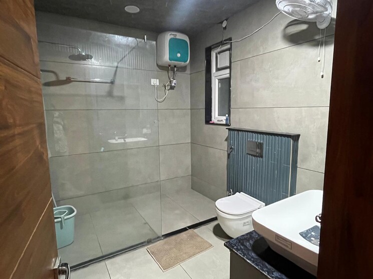 Bathroom, panchkula urban estate 3 Bedroom 250 Sq.Yd. Independent House In Panchkula Urban Estate Panchkula 9662933