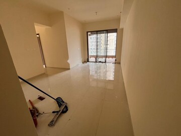 Room in 3 BHK Apartment at The Prestige City, Mulund West – for Rent