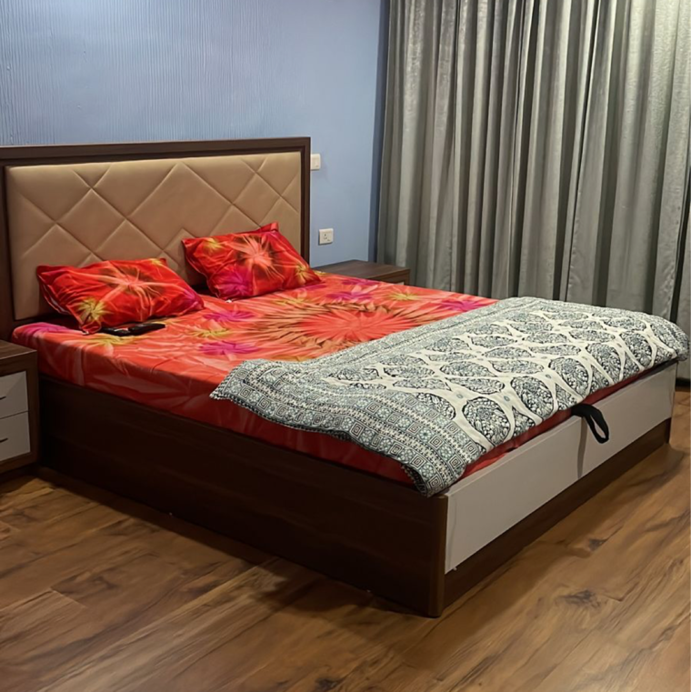 Bedroom, mi-rustle-court 3.5 Bedroom 2350 Sq.Ft. Apartment In Malesemau Lucknow 9662954