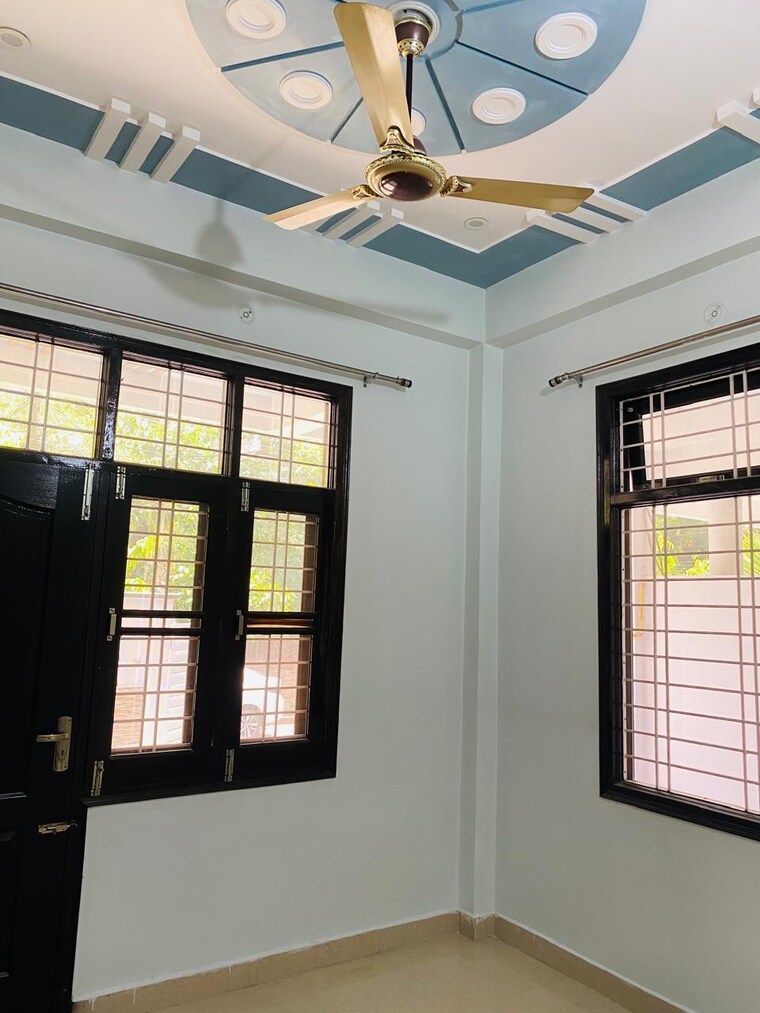 Room, vibhuti khand 2 Bedroom 1120 Sq.Ft. Independent House In Vibhuti Khand Lucknow 9662953