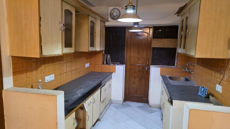 Kitchen, uppal-southend 3 Bedroom 1780 Sq.Ft. Builder Floor In Sector 49 Gurgaon 9662948