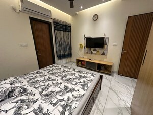 Bedroom in 2 BHK Builder Floor at Sector 66 – for Rent