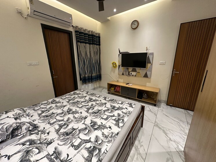 Bedroom, sector 66 2 Bedroom 1800 Sq.Ft. Builder Floor In Sector 66 Mohali 9663002