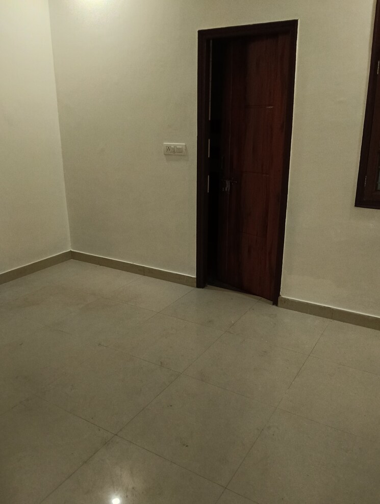 Room, nijampur malhaur 2 Bedroom 1250 Sq.Ft. Independent House In Nijampur Malhaur Lucknow 9663008