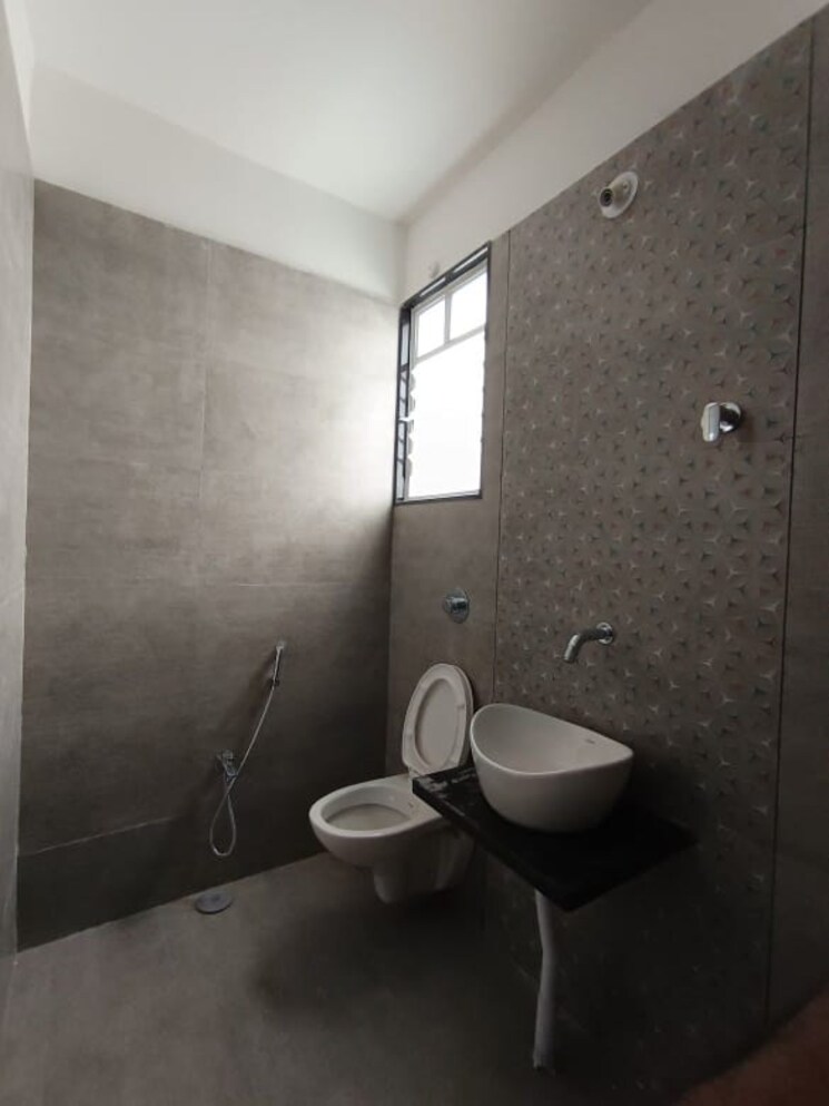 Bathroom, wakad 2 Bedroom 800 Sq.Ft. Apartment In Wakad Pune 9663039