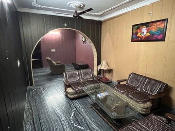 Living Room in 3 BHK Apartment at Sector 9 – for Rent