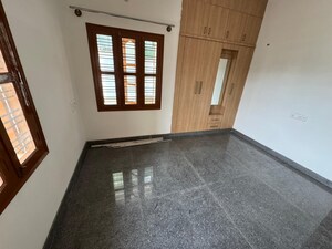 Room in 3 BHK Independent House at Malleshpalya – for Rent