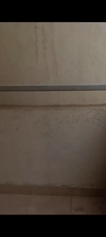 Room in 2 BHK Apartment at SS The Leaf, Sector 85 – for Sale