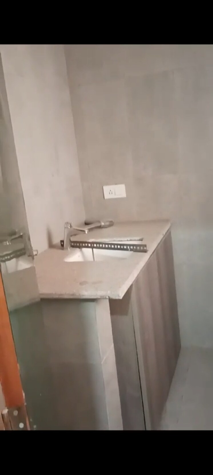 Master Bedroom, ss-the-leaf 5 Bedroom 4950 Sq.Ft. Apartment In Sector 85 Gurgaon 9663093