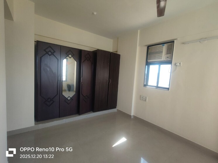 Room, lake-home 3 Bedroom 1188 Sq.Ft. Apartment In Powai Mumbai 9663090
