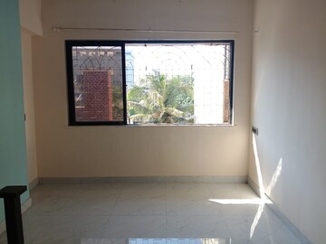 Room in 1 BHK Apartment at Tarun Bharat – for Rent