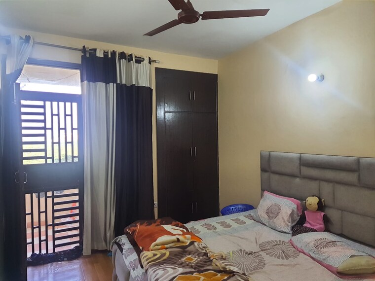 Bedroom, srs-royal-hills 2 Bedroom 770 Sq.Ft. Apartment In Sector 87 Faridabad 9663143