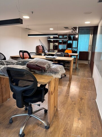 Team Area in  Office Space at Spaze Platinum Tower, Sector 47 – for Rent