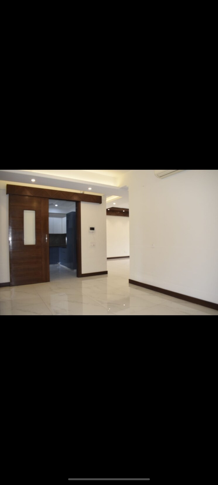 Room, dlf-atria 3 Bedroom 300 Sq.Yd. Builder Floor In Dlf Phase ii Gurgaon 9663181