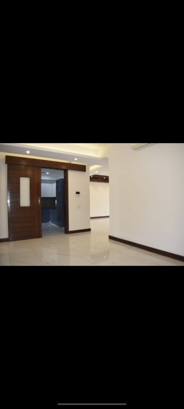 Room, dlf-atria 3 Bedroom 300 Sq.Yd. Builder Floor In Dlf Phase ii Gurgaon 9663181