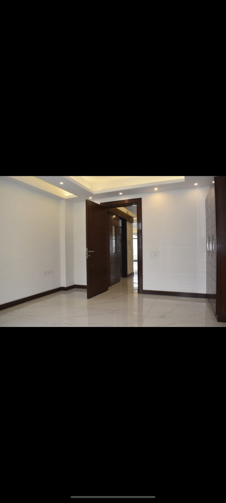 Room, dlf-atria 3 Bedroom 300 Sq.Yd. Builder Floor In Dlf Phase ii Gurgaon 9663181