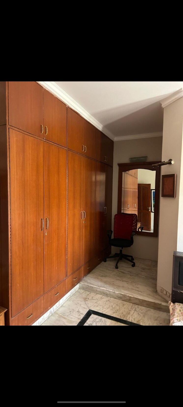 Room, dlf-atria 3 Bedroom 300 Sq.Yd. Builder Floor In Dlf Phase ii Gurgaon 9663181