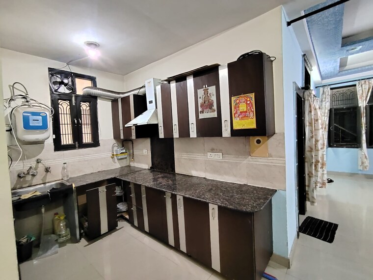 Kitchen, dlf-atria 3 Bedroom 205 Sq.Yd. Builder Floor In Dlf Phase ii Gurgaon 9663203