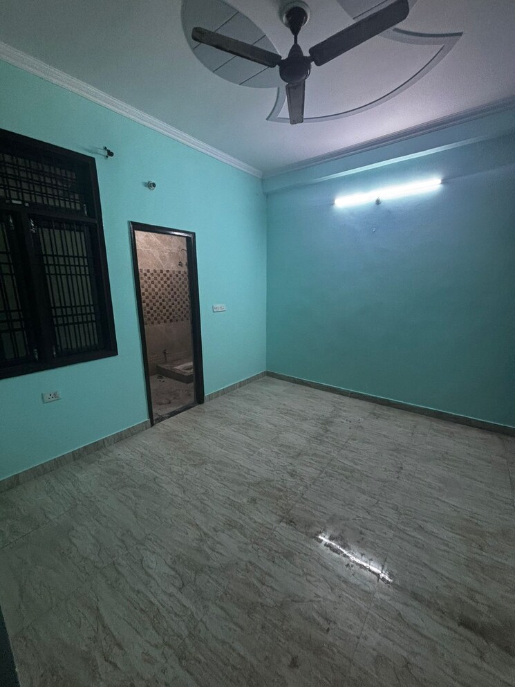 Room, chinhat 6+ Bedroom 6000 Sq.Ft. Independent House In Chinhat Lucknow 9663218