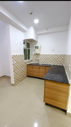 2.5 BHK + Study Room Apartment For Sale in Gaur City 2 - 12th Avenue