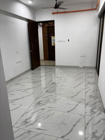 Room in 1 BHK Apartment at Puranik City Phase III, Ghodbunder Road – for Sale