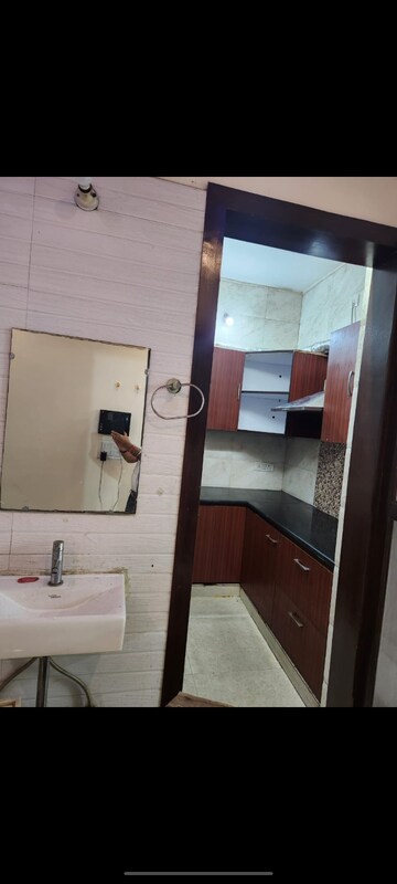 Kitchen in 2 BHK Builder Floor at East of Kailash Block-B RWA, East Of Kailash – for Rent