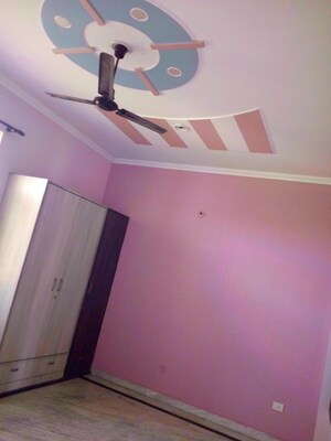 Furnished Amenities in 1 RK Independent House at Mu 1 Greater Noida – for Rent