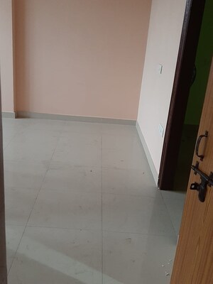 Room in 1 RK Independent House at Mu 1 Greater Noida – for Rent