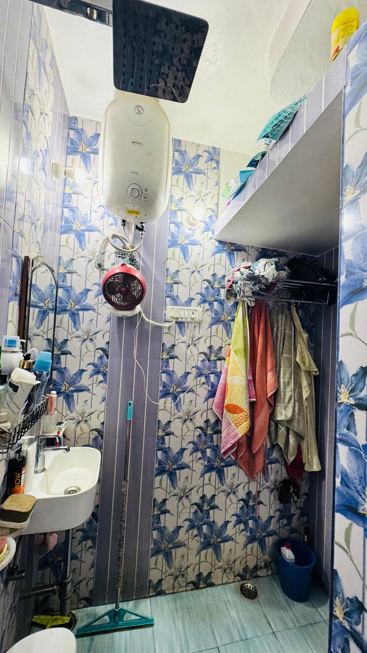 Team Area, sector 37 3 Bedroom 250 Sq.Ft. Builder Floor In Sector 37 Faridabad 9663239