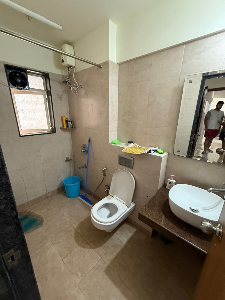 Bathroom, godrej-prime 2 Bedroom 700 Sq.Ft. Apartment In Chembur Mumbai 9663238