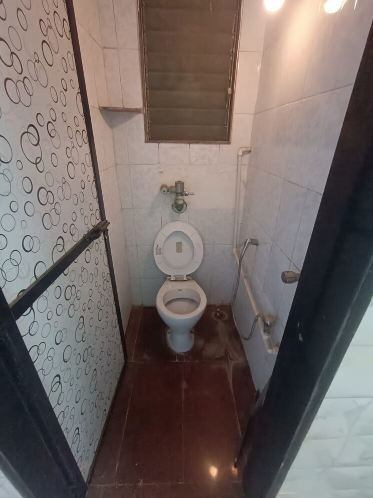 Bathroom, rose-terrace-chs 2 Bedroom 680 Sq.Ft. Apartment In Jogeshwari West Mumbai 9663249