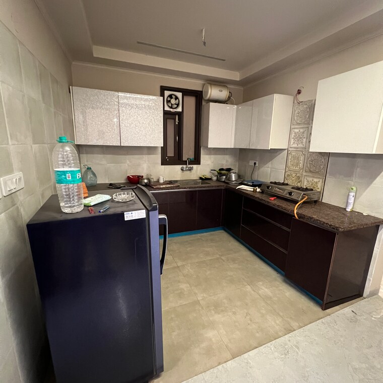 Kitchen, kishangarh 3 Bedroom 135 Sq.Yd. Builder Floor In Kishangarh Delhi 9663256