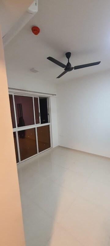 Room in 3 BHK Apartment at Garodia Nagar, Ghatkopar East – for Rent